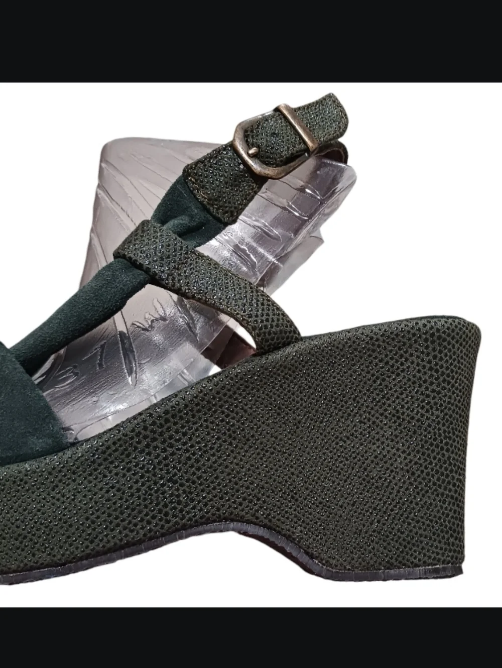 Sundance Wedge Platform Slingback Sandal Embossed 9.5/10